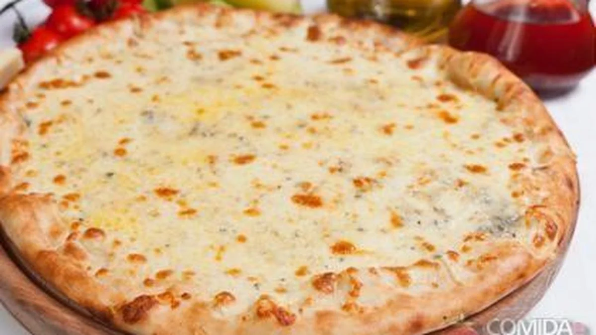 PIZZA QUATRO QUEIJOS